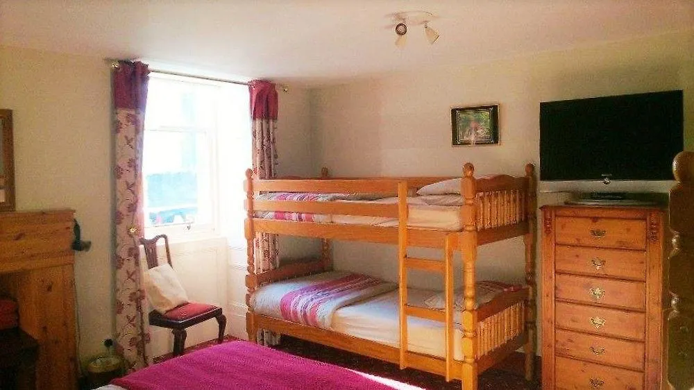 Отель Pillars House Эдинбург 3*,